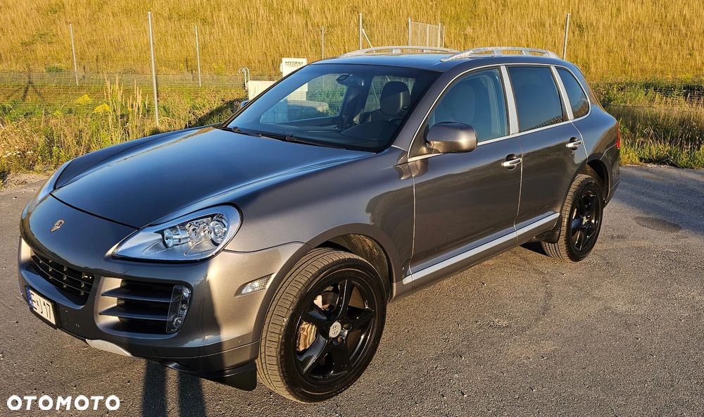Porsche Cayenne - 3