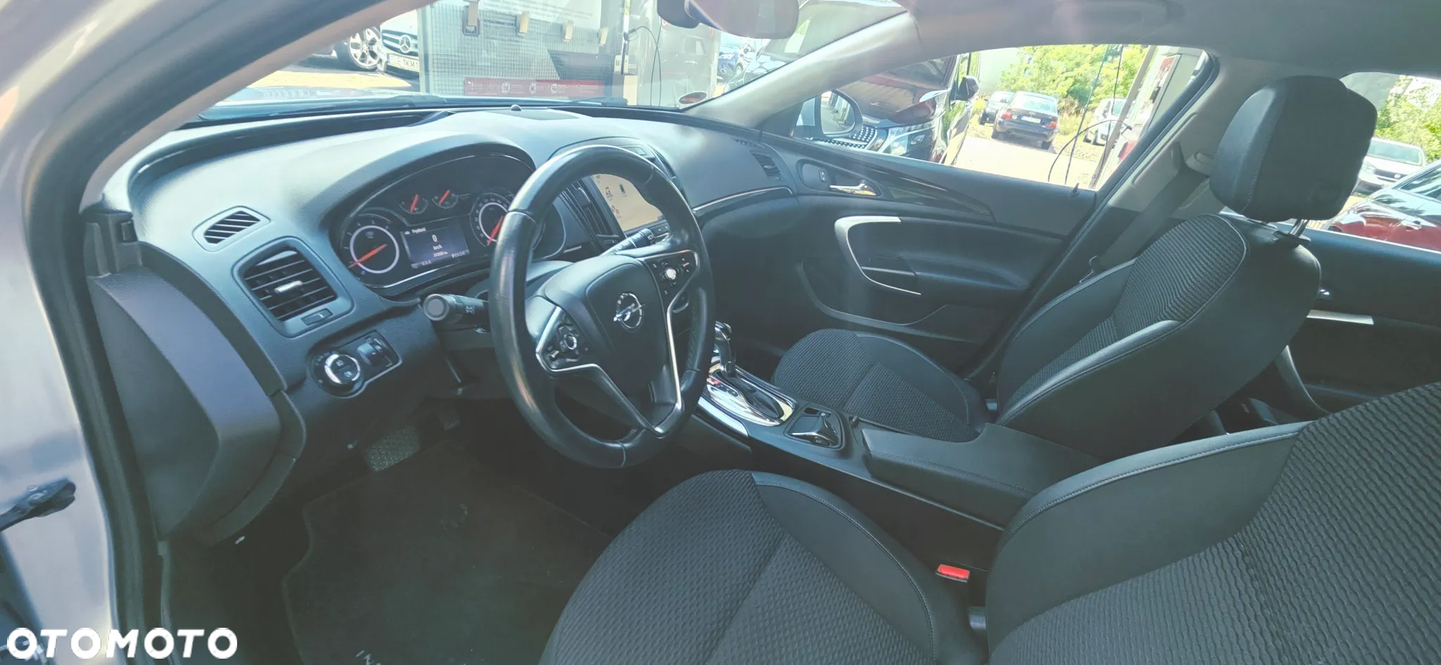 Opel Insignia 2.0 CDTI Sports Tourer 4x4 Automatik Edition - 29