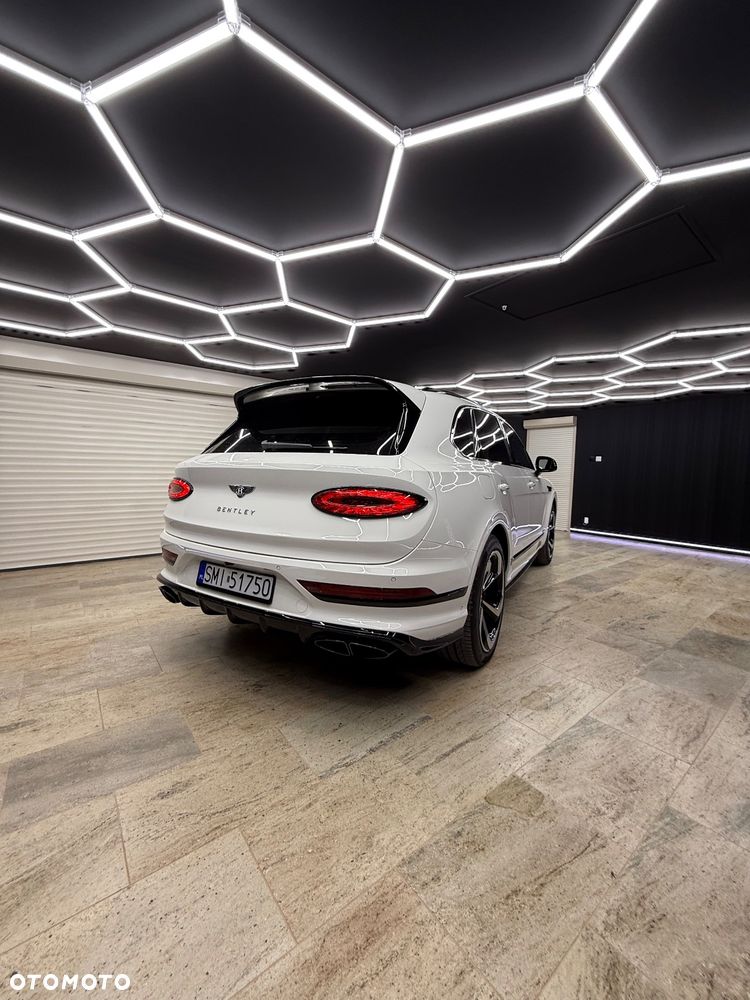 Bentley Bentayga - 18
