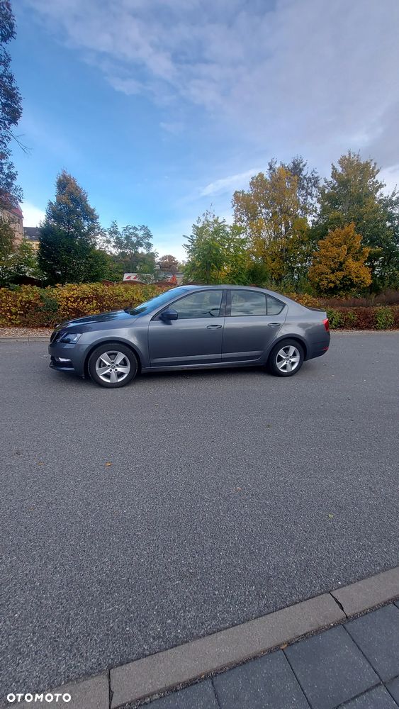 Skoda Octavia 1.5 TSI ACT Business - 6