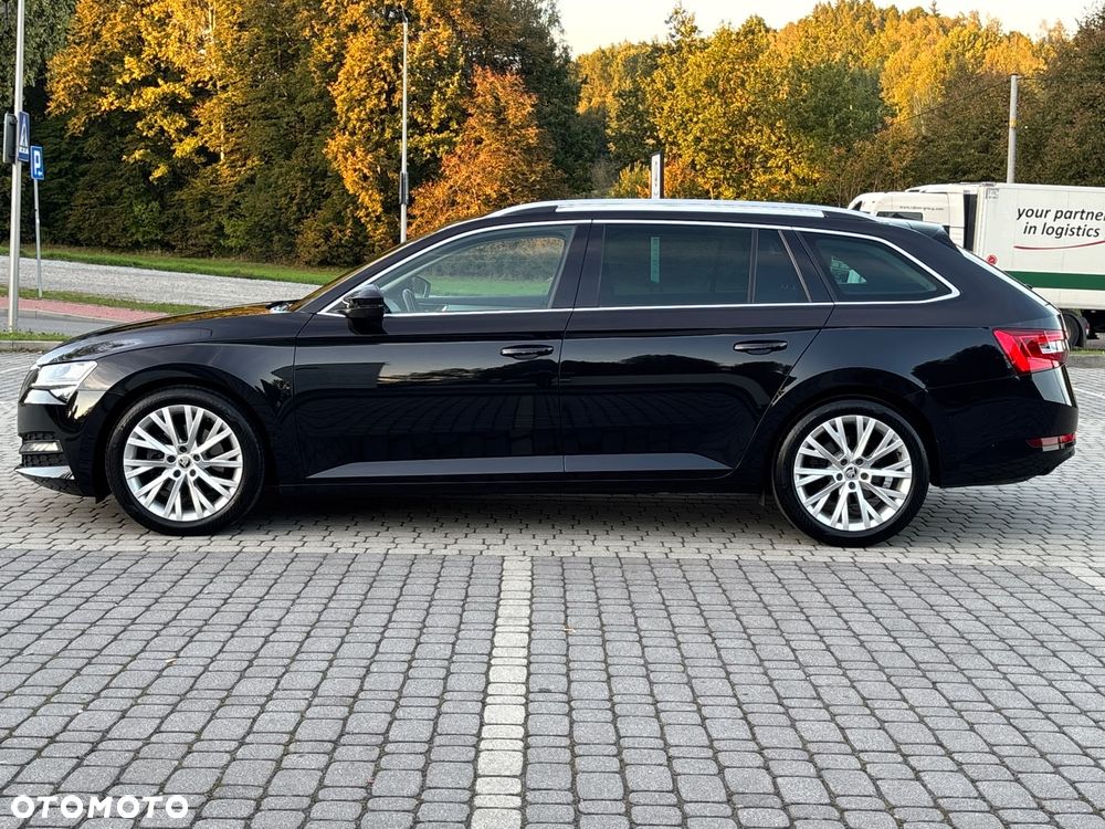 Skoda Superb 2.0 TDI DSG Premium Edition - 5