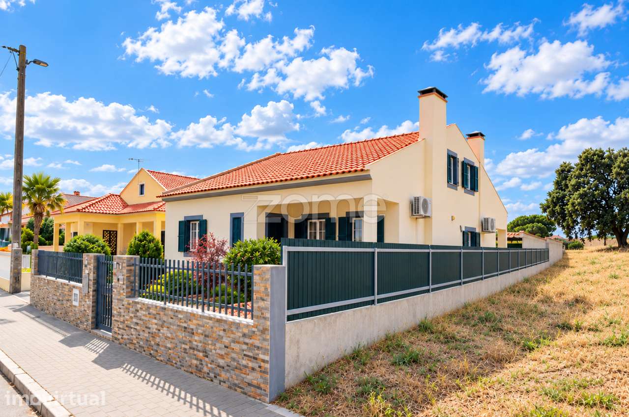 Moradia T3+1 com piscina e jardim a 12 min de Montemor-o-Novo