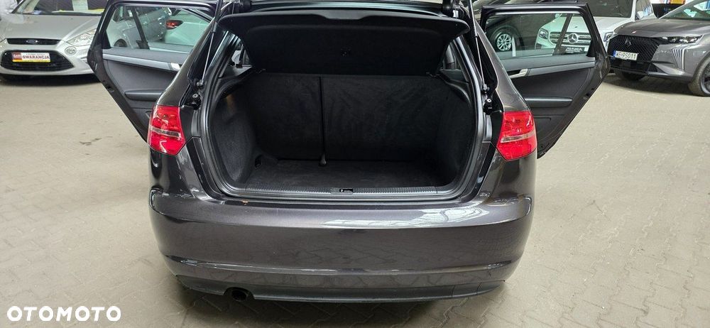 Audi A3 Sportback - 13