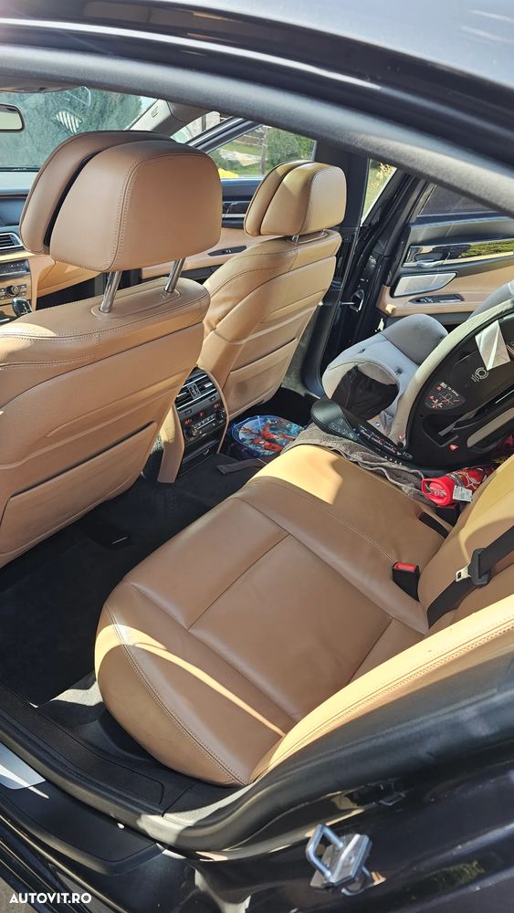 BMW Seria 7 750d xDrive - 8