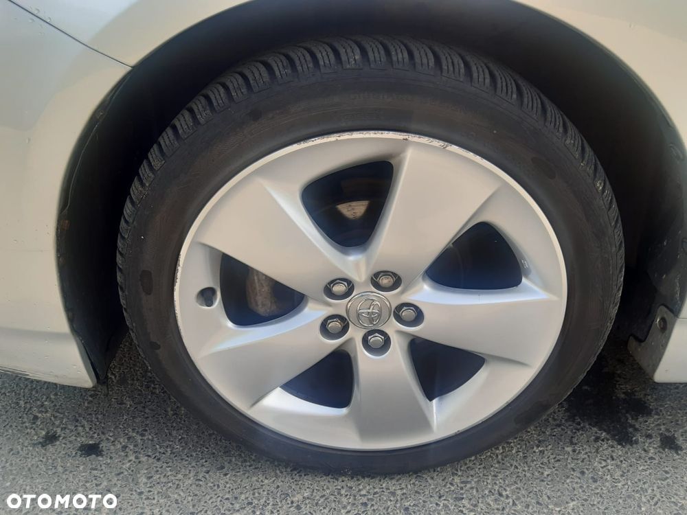 Toyota Prius - 15