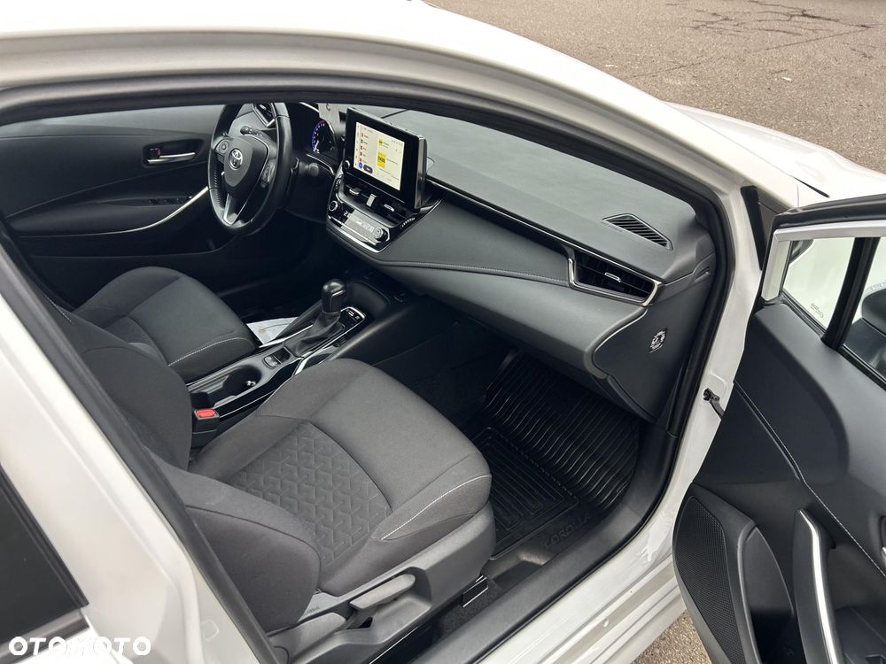 Toyota Corolla 2.0 Hybrid Comfort - 30