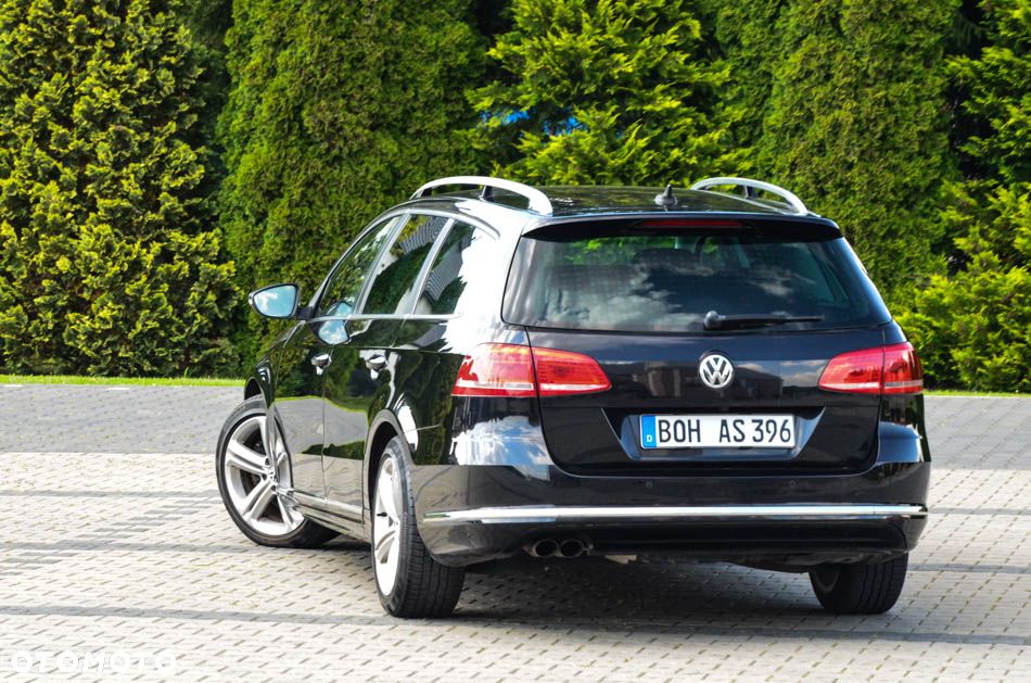 Volkswagen Passat Variant 2.0 TDI DSG BlueMotion Technology R-Line - 15