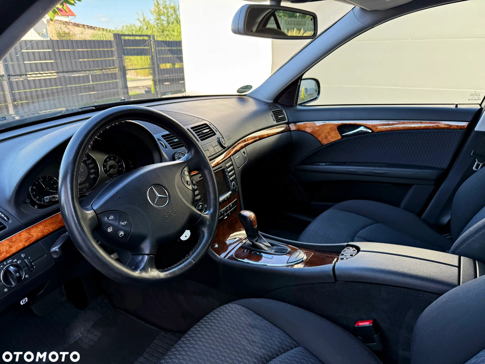 Mercedes-Benz Klasa E - 4