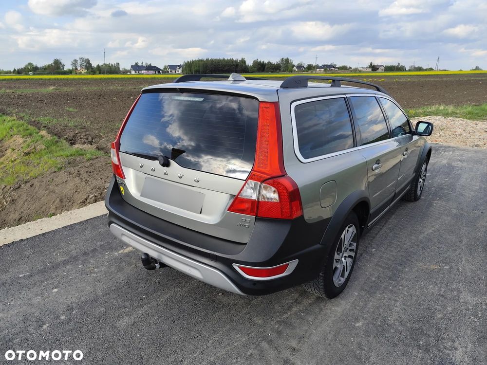 Volvo XC 70 D5 AWD Summum - 5