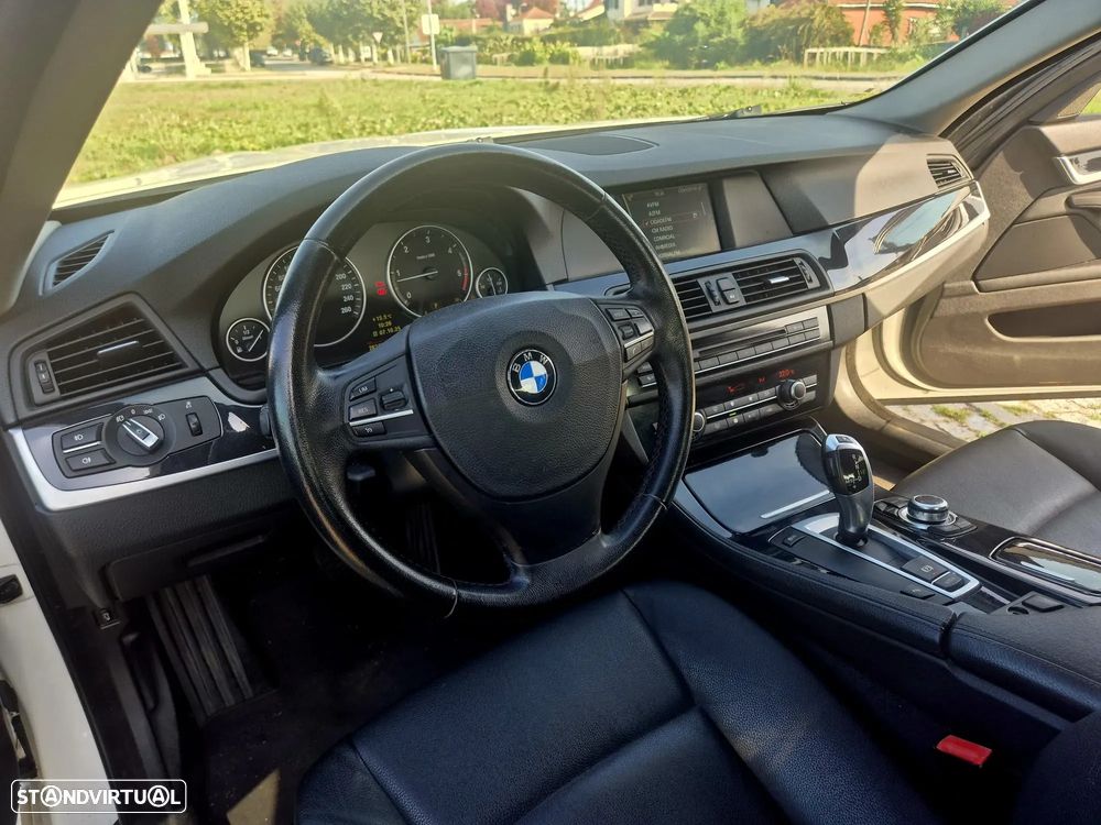 BMW 525 d Auto - 19