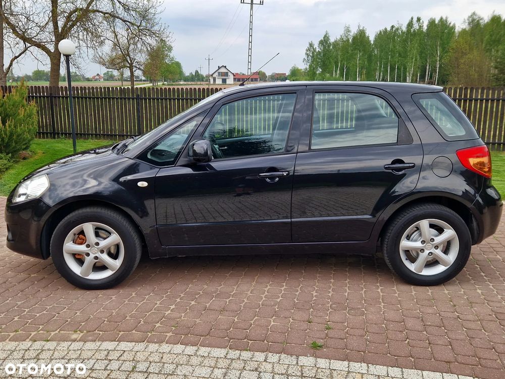 Suzuki SX4 1.6 GLX / Comfort - 2