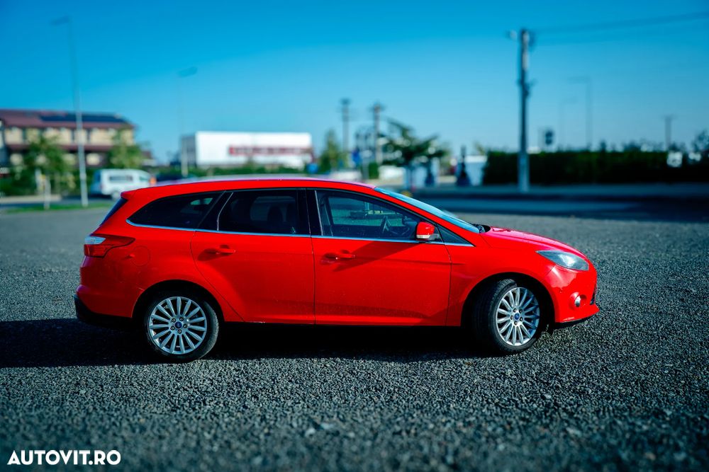 Ford Focus 1.6 TDCi ECOnetic 88g Start-Stopp-System Titanium - 4