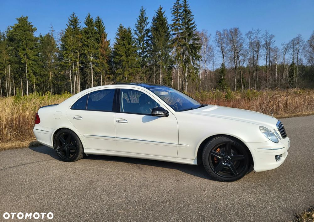 Mercedes-Benz Klasa E 300 BLUETEC Avantgarde - 7