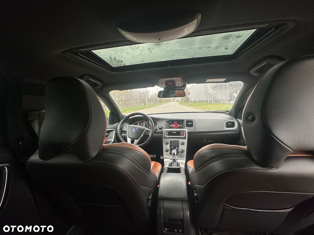 Volvo V60 - 16
