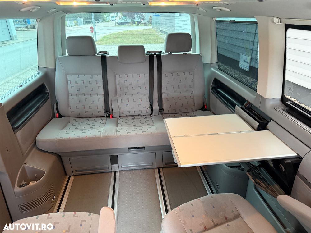 Volkswagen Multivan - 8