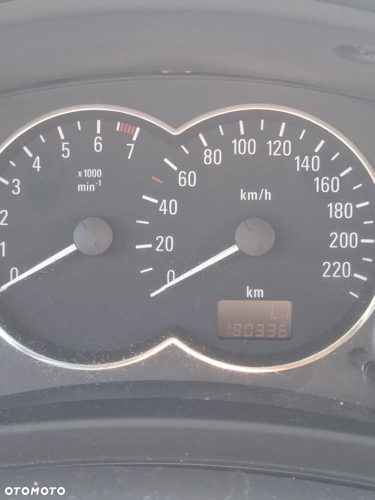Opel Meriva 1.6 16V Cosmo - 8
