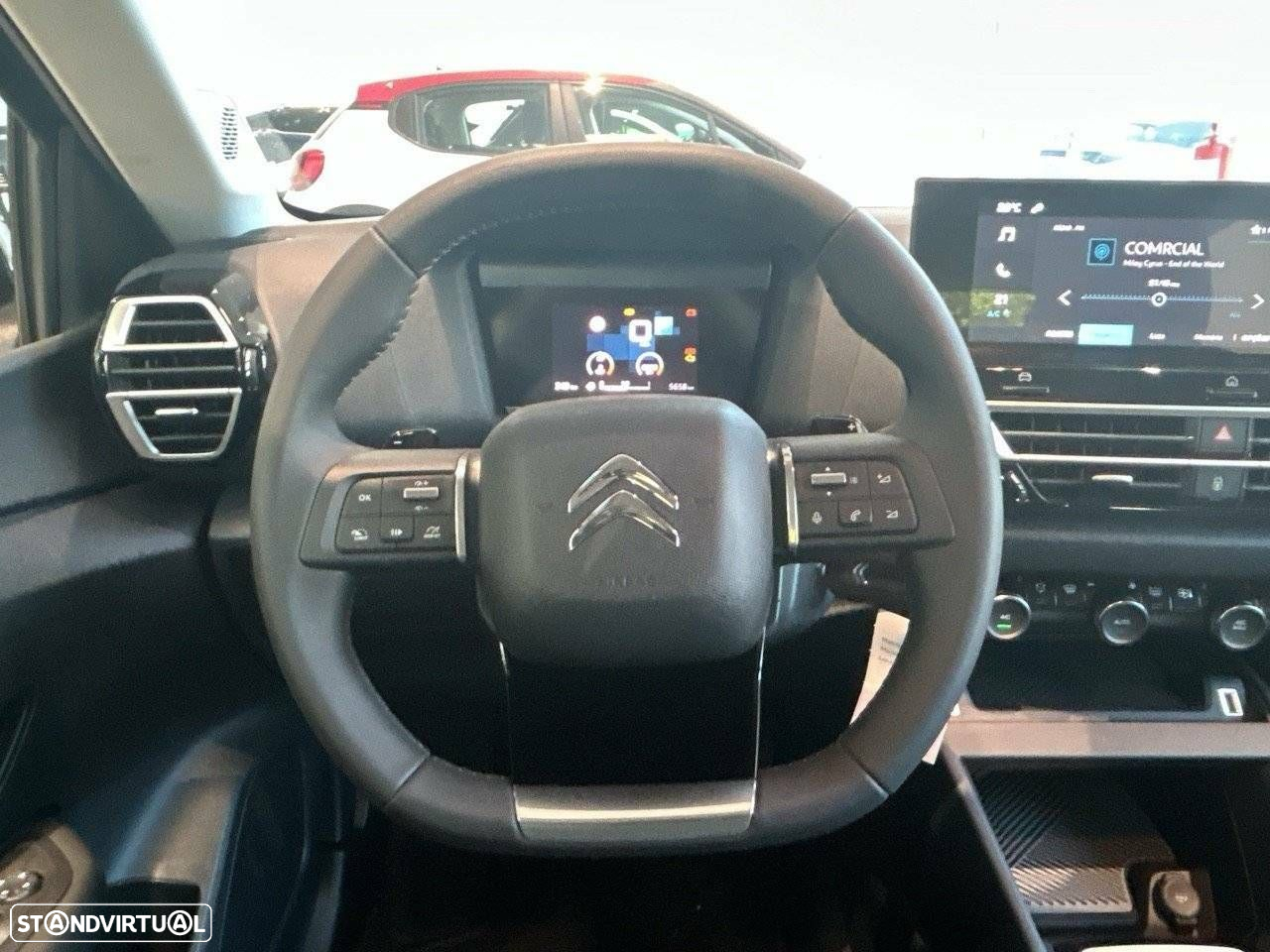 Citroën C4 X 1.2 PureTech Plus EAT8 - 12