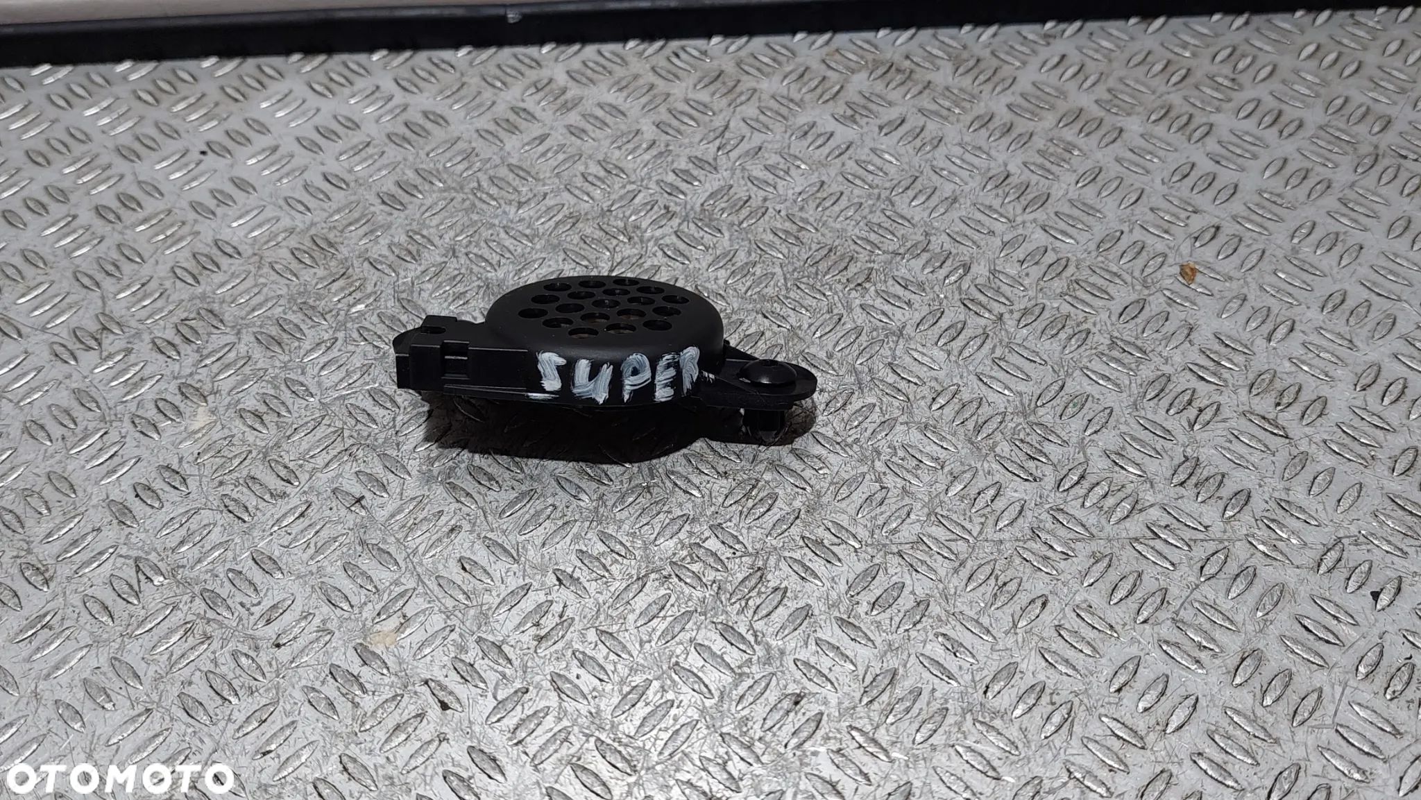 GŁOŚNIK BUZZER PDC SKODA SUPER B R2009 NR 8E0919279 - 1