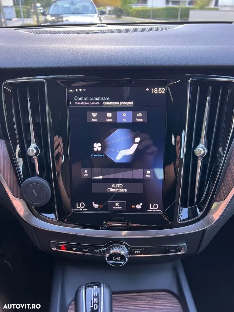 Volvo V60 T4 Momentum - 16