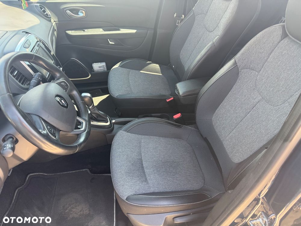Renault Captur - 10