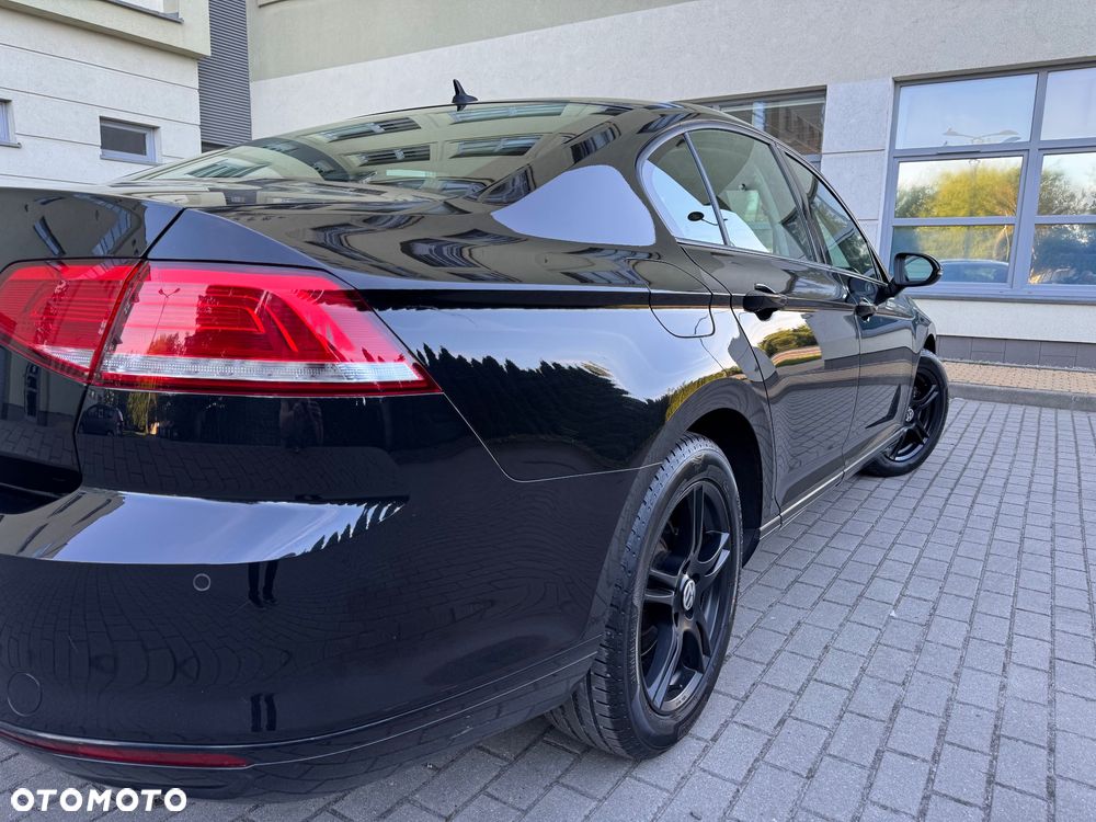 Volkswagen Passat - 3