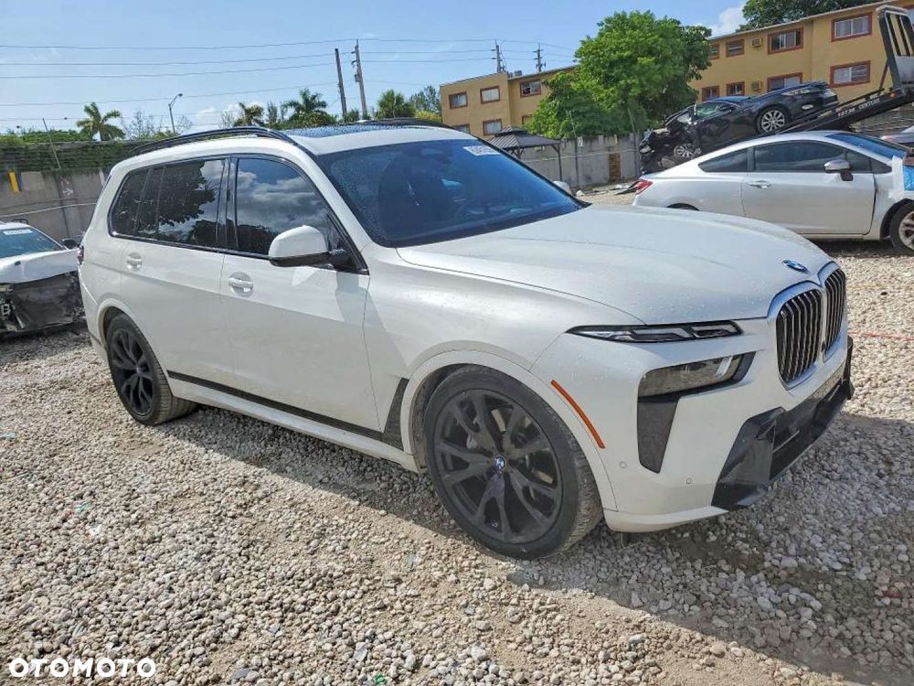 BMW X7 - 6