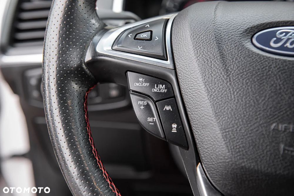 Ford Edge 2.0 EcoBlue Bi-Turbo 4x4 ST-LINE - 20