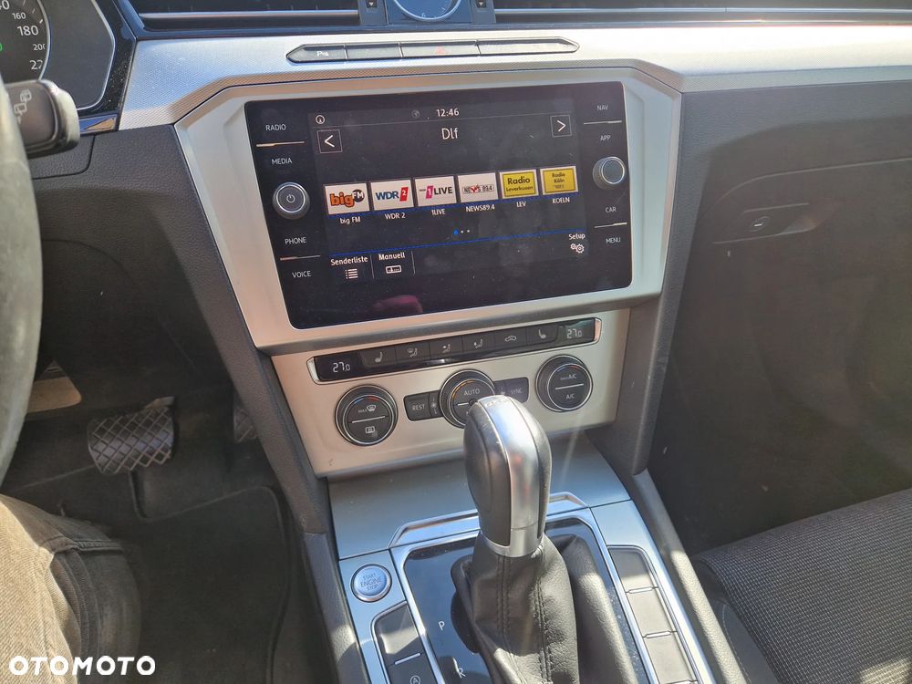 Volkswagen Passat Variant 2.0 TDI SCR DSG Comfortline - 10