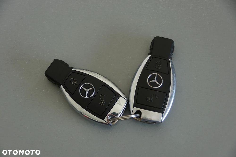 Mercedes-Benz Klasa B 220 4-Matic - 31