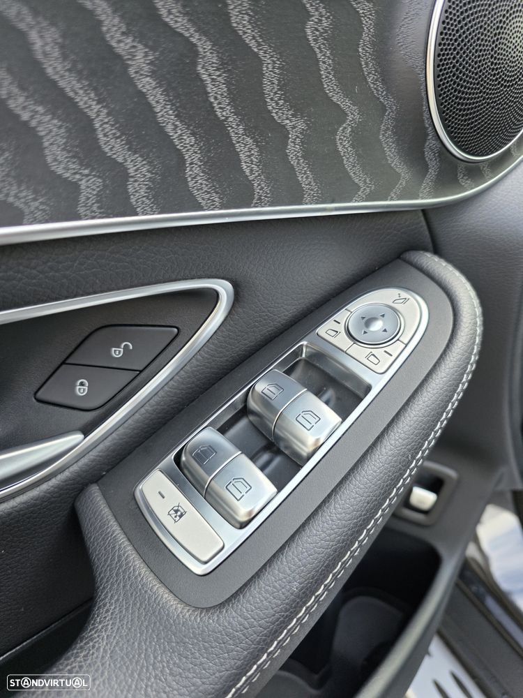 Mercedes-Benz GLC 300 de Coupé 4Matic - 25