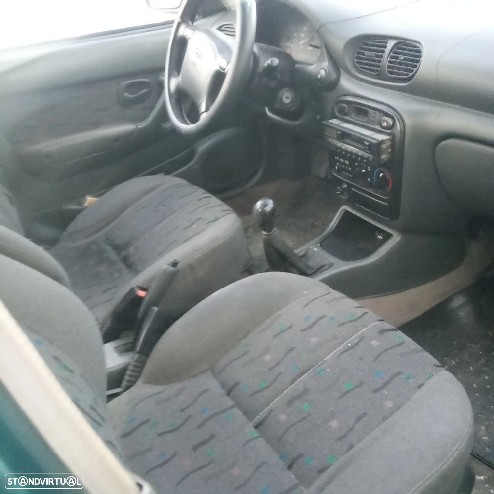 Hyundai Accent 1.3 Miles - 3