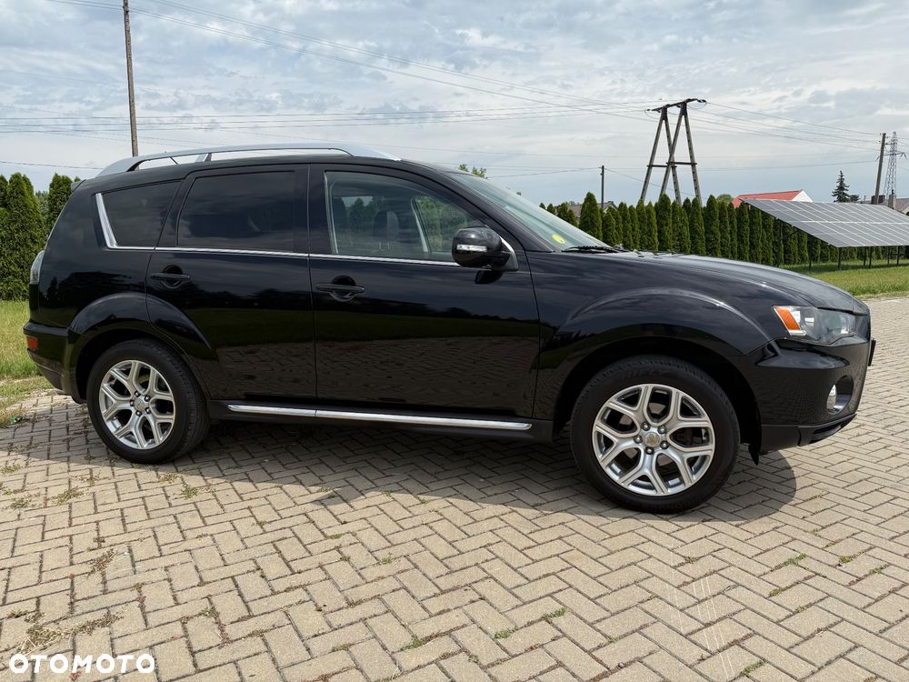 Mitsubishi Outlander 2.0 Intense + 2WD EU5 - 9