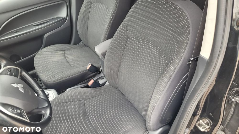 Mitsubishi Space Star 1.2 Intense CVT - 23