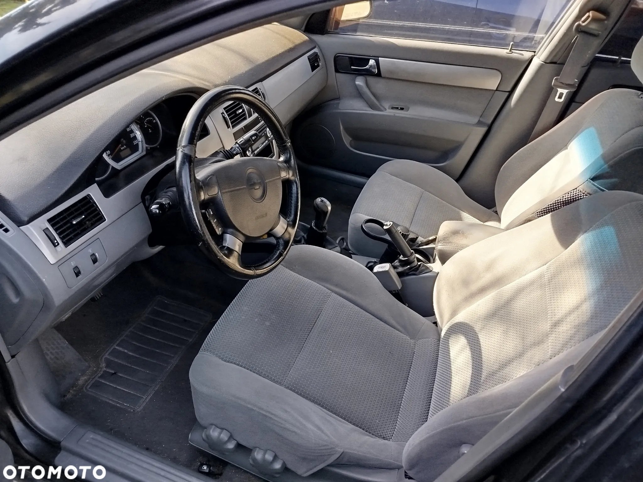 Chevrolet Lacetti - 2
