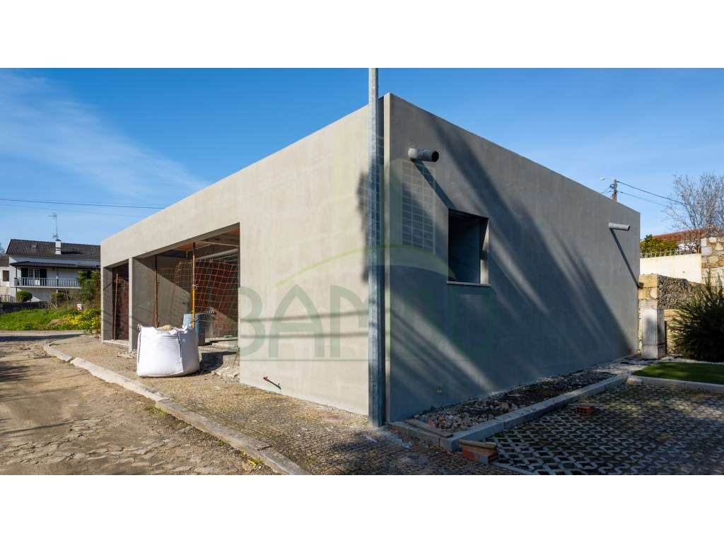 Vilar de Mouros - Moradia térrea T3 com piscina - Grande imagem: 5/26