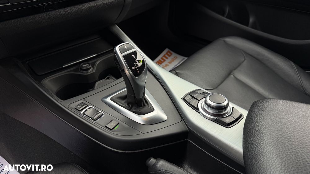 BMW Seria 1 120d Sport-Aut. Urban Line - 15