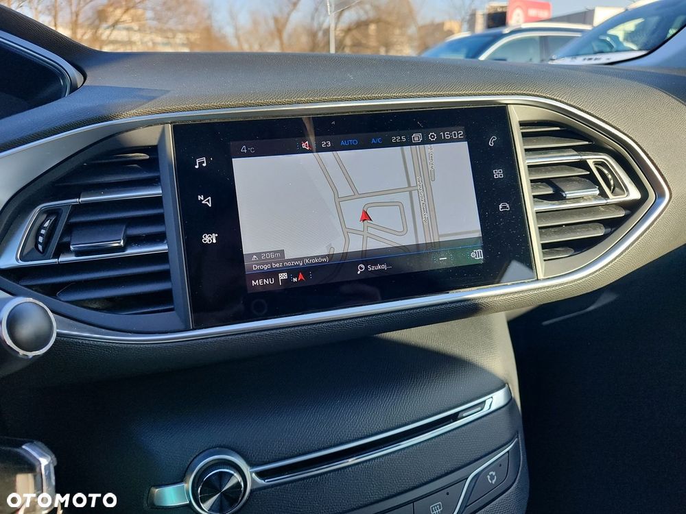 Peugeot 308 1.2 PureTech Active Pack S&S - 18