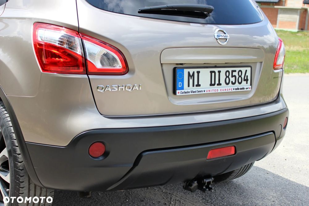 Nissan Qashqai 2.0 360 - 14