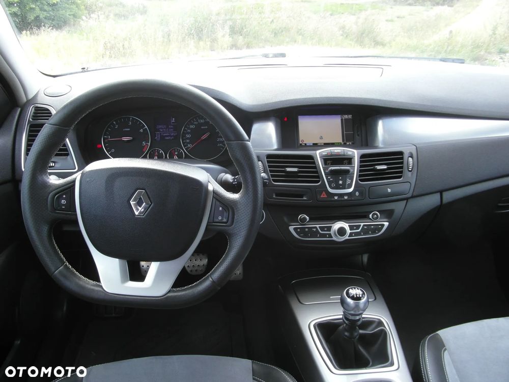 Renault Laguna 2.0 DCi FAP GT - 21