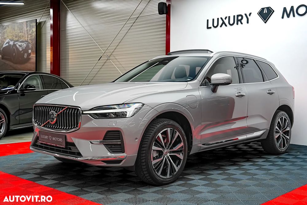 Volvo XC 60 T6 AWD Ultra Dark - 1