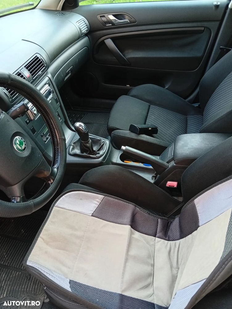 Skoda Superb 1.9TD Avantgarde - 4