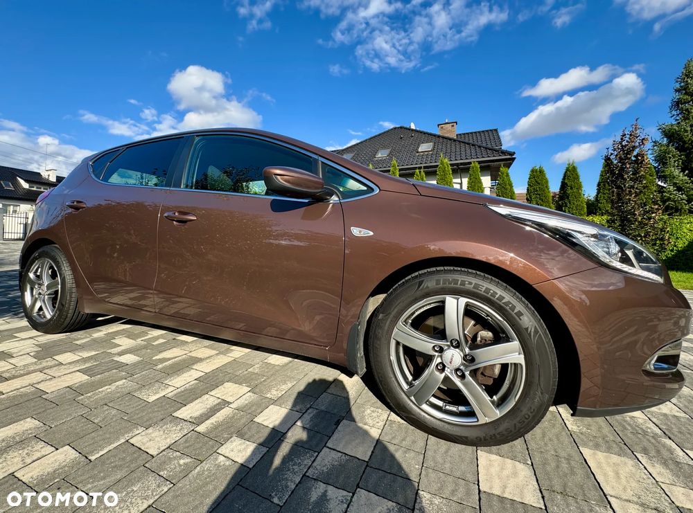 Kia Ceed Cee'd 1.6 GDI Business Line - 12