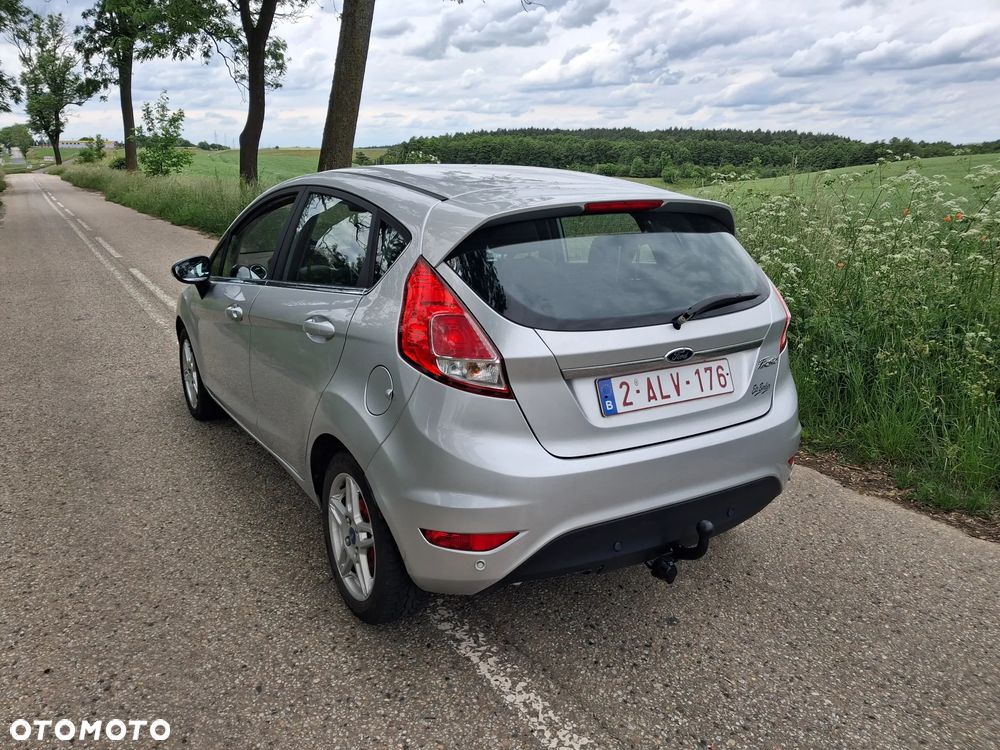 Ford Fiesta 1.5 TDCi SYNC Edition - 9