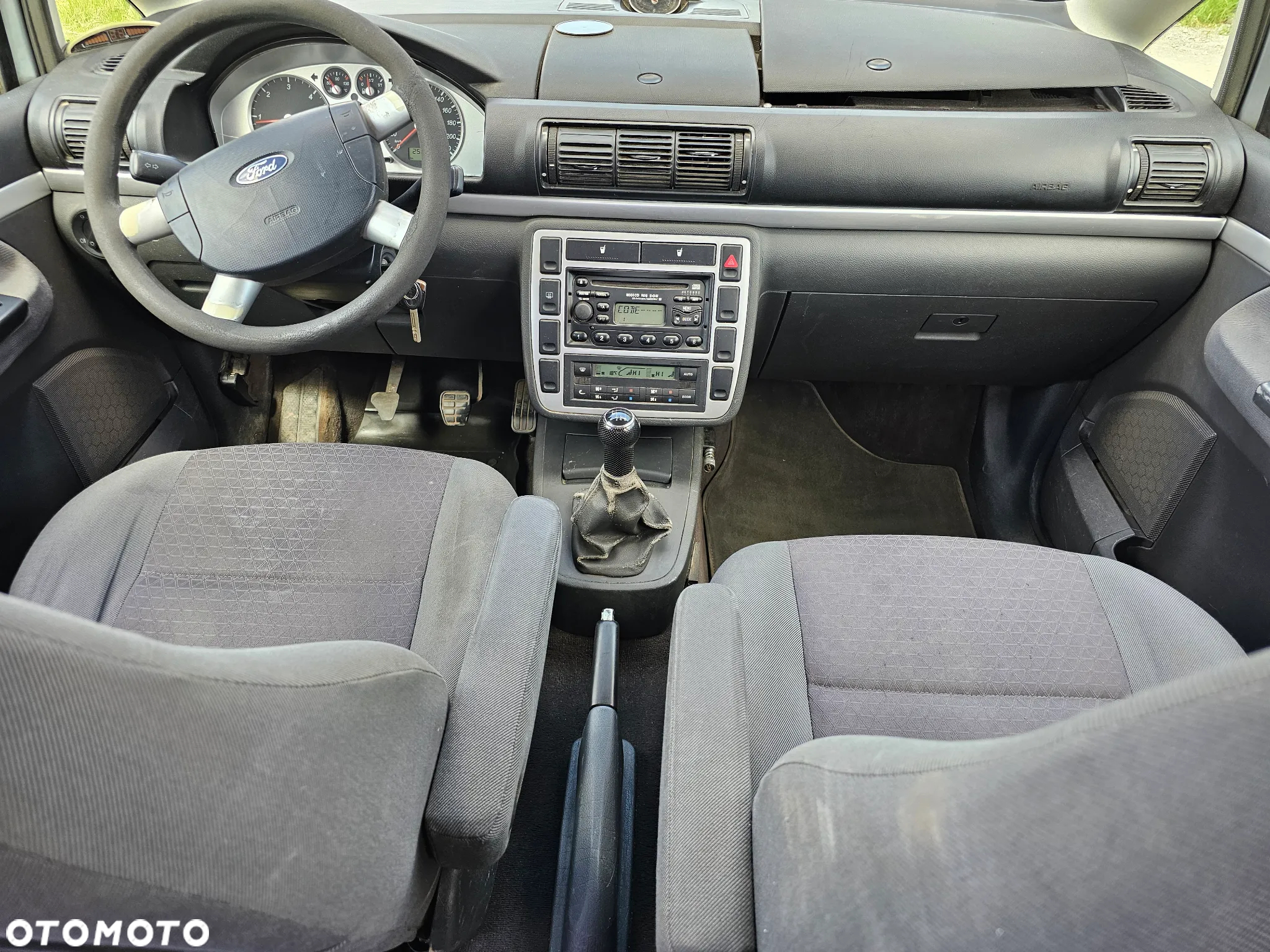 Ford Galaxy - 11