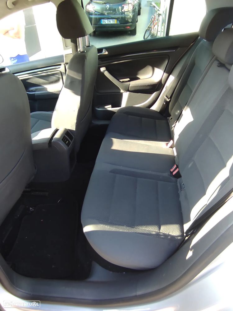 VW Golf 1.9 TDi 6V Trendline AC - 4
