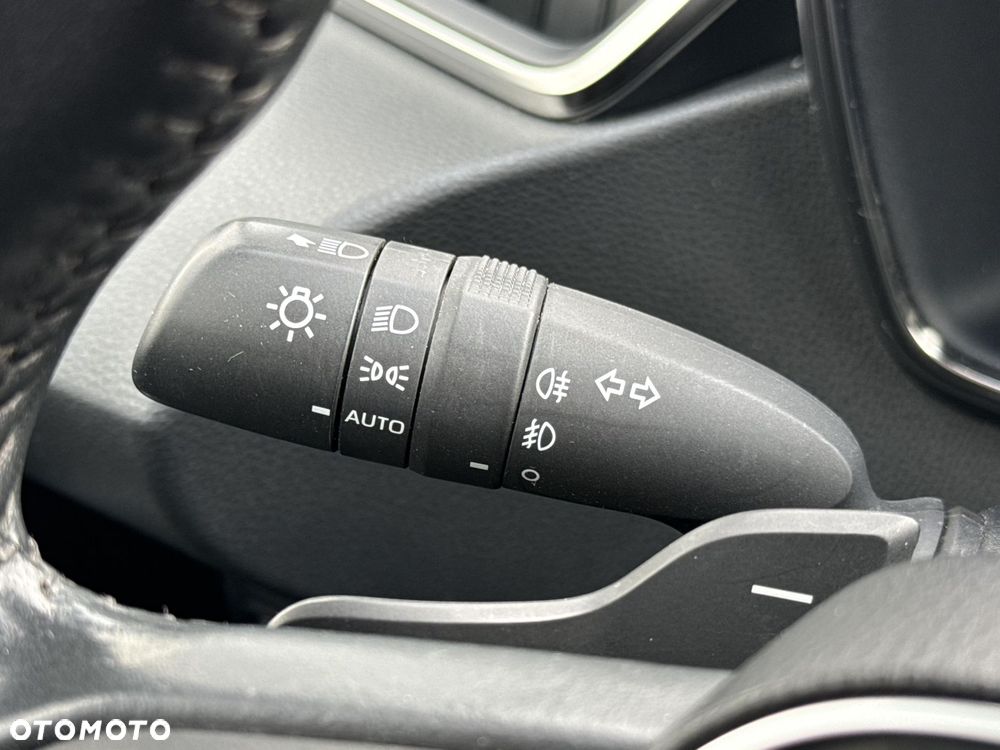 Toyota Corolla 2.0 Hybrid Comfort - 20