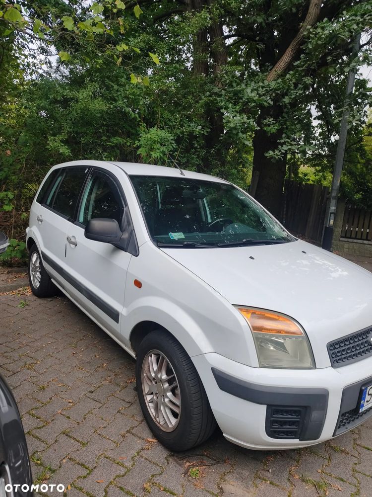 Ford Fusion 1.4 Ambiente - 2
