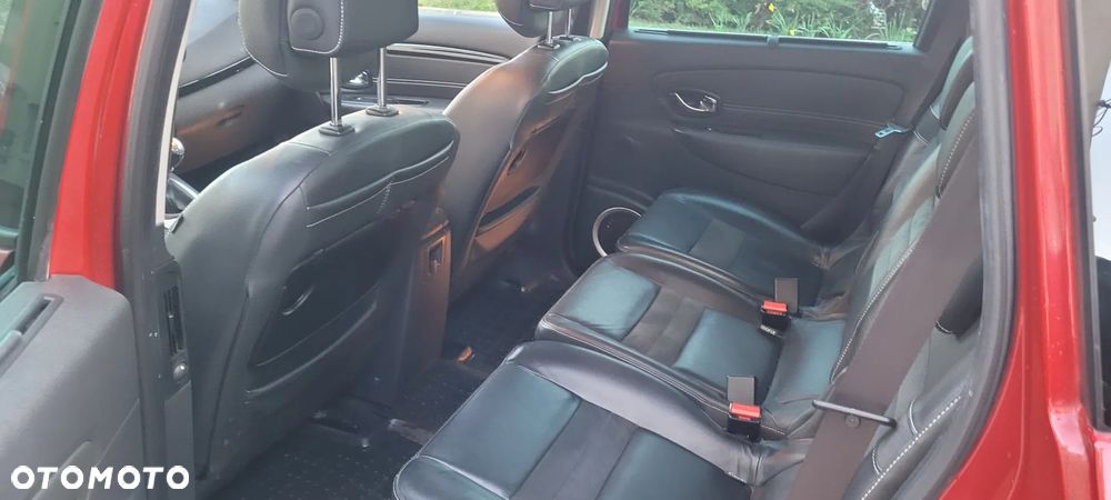 Renault Scenic - 11