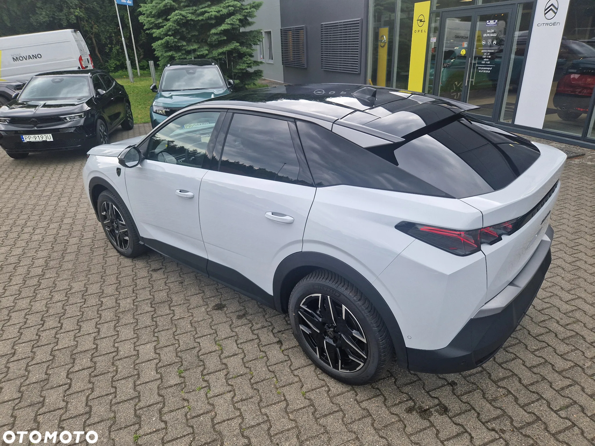 Peugeot 3008 1.2 PureTech mHEV GT e-DCS6 - 9