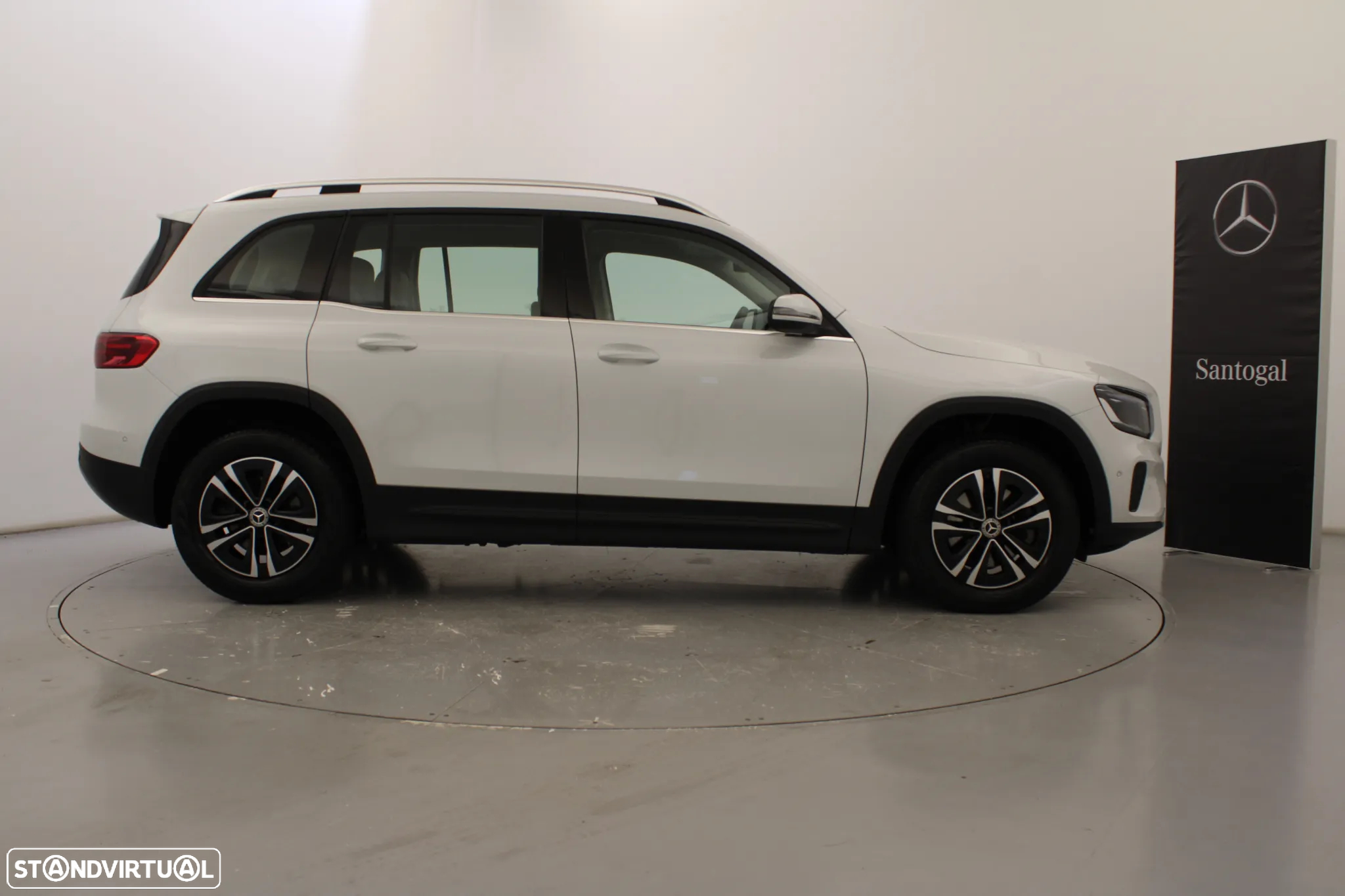 Mercedes-Benz GLB 180 d - 4